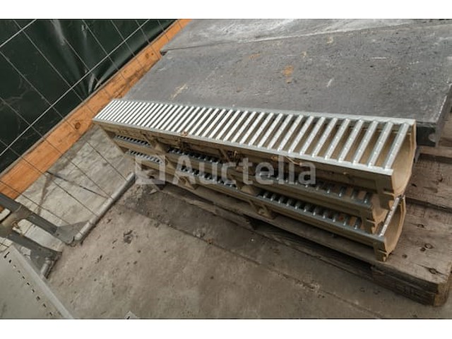 Bestrating en accessoires - afbeelding 15 van  15