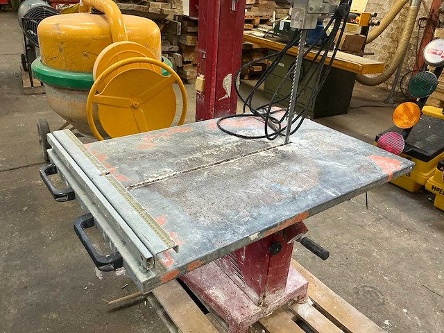 Beta diamond tools lintzaagmachine - afbeelding 3 van  7