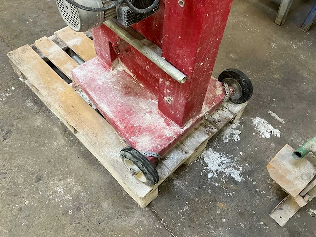 Beta diamond tools lintzaagmachine - afbeelding 5 van  7