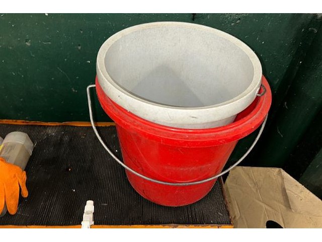 Beta gereedschapskar met inhoud - afbeelding 5 van  7