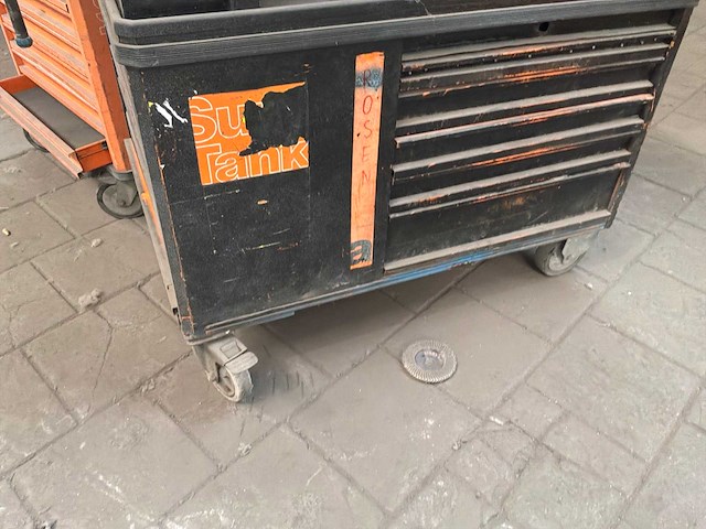 Beta super tank gereedschapswagen met bankschroef - afbeelding 5 van  5