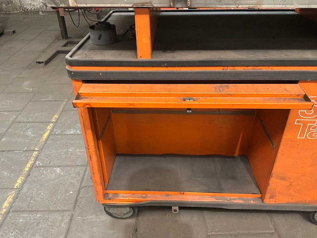 Beta super tank gereedschapswagen met bankschroef - afbeelding 8 van  8