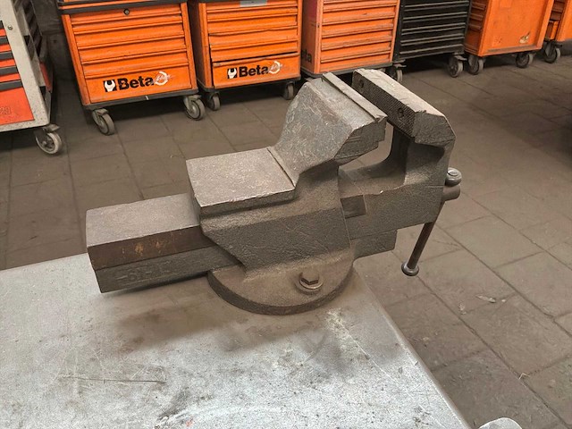 Beta super tank gereedschapswagen met bankschroef - afbeelding 6 van  6
