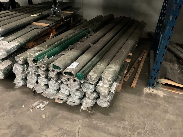 Betafence bekaclip posts en i&p tuinpaal (68x) - afbeelding 1 van  4