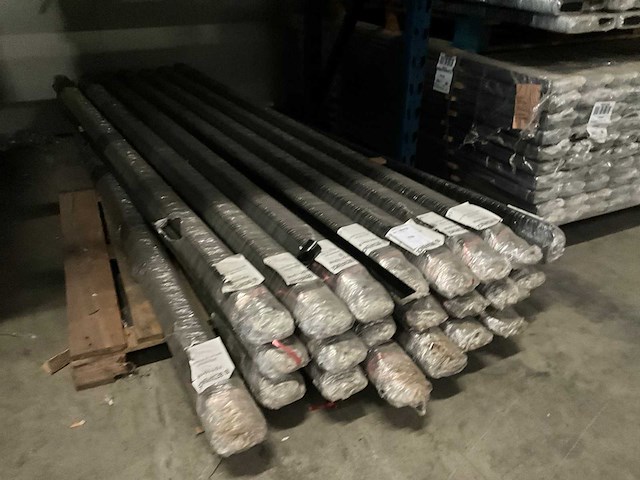 Betafence bracepost tuinpaal (105x) - afbeelding 3 van  4