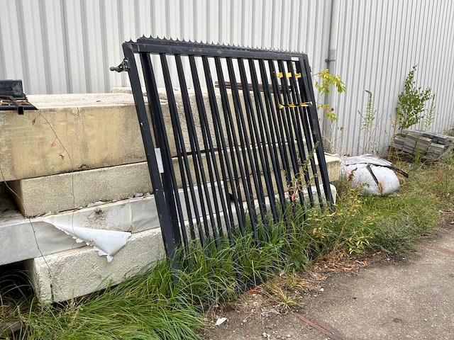 Betafence gedemonteerde poort - afbeelding 2 van  5