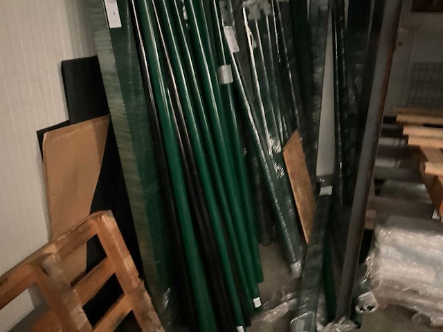 Betafence partij diverse tuinpalen - afbeelding 3 van  6