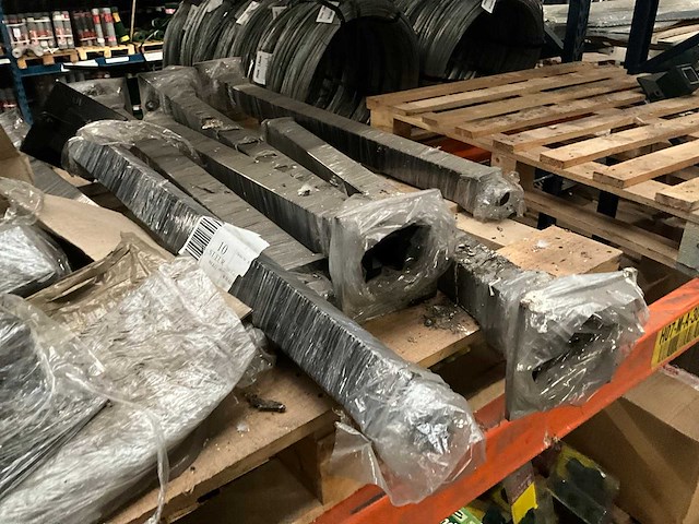 Betafence partij tuinhek palen - afbeelding 3 van  4