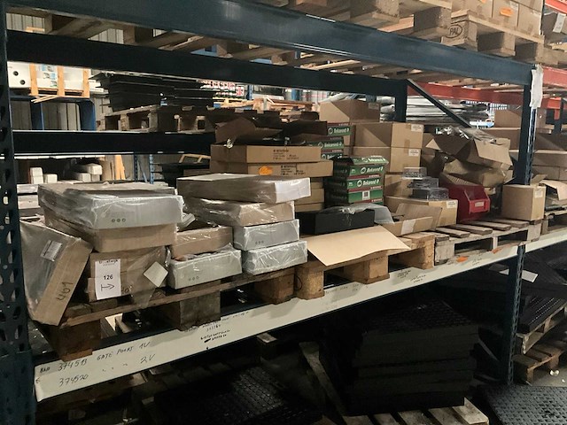 Betafence partij tuinhek toebehoren - afbeelding 1 van  13