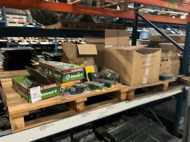 Betafence partij tuinhek toebehoren - afbeelding 1 van  7