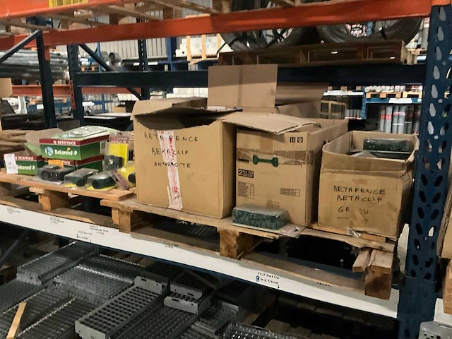 Betafence partij tuinhek toebehoren - afbeelding 2 van  7