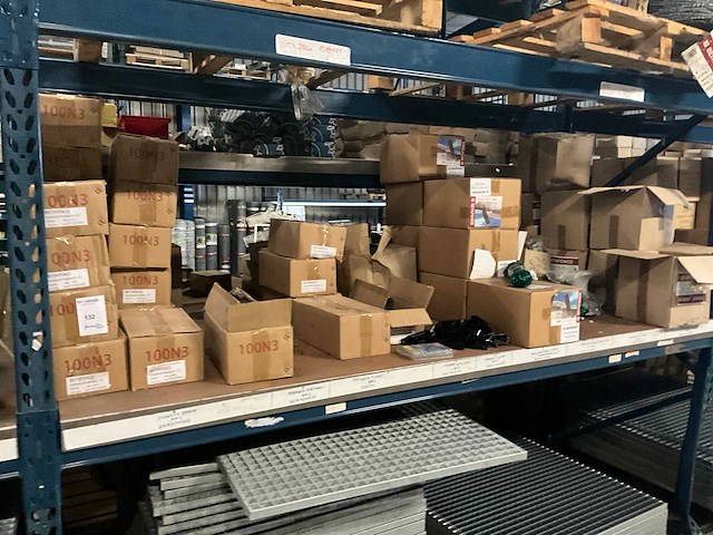 Betafence partij tuinhek toebehoren - afbeelding 1 van  7