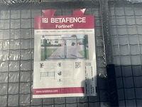 Betafence tuinpoort,geen steunpilaren hang en sluitwerk - afbeelding 1 van  2