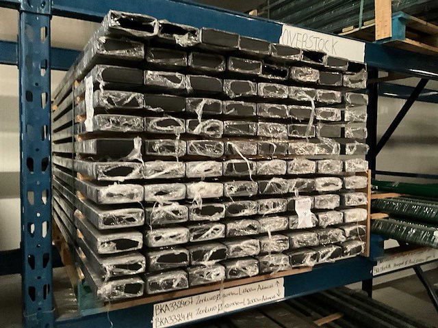 Betafence zenturo int tuinpaal (96x) - afbeelding 3 van  5