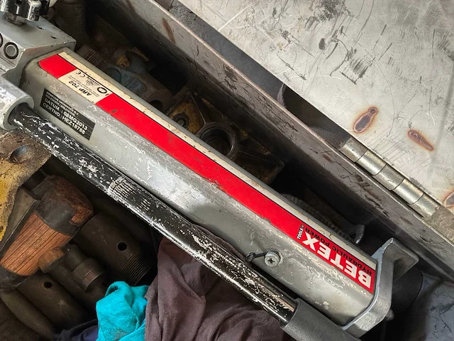 Betex arp702 hydraulische pers - afbeelding 3 van  3