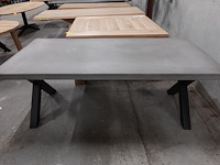 Beton look tafel - afbeelding 1 van  3