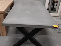Beton look tafel - afbeelding 2 van  3