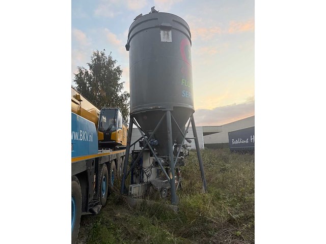 Beton silo - betonsilo - afbeelding 2 van  8