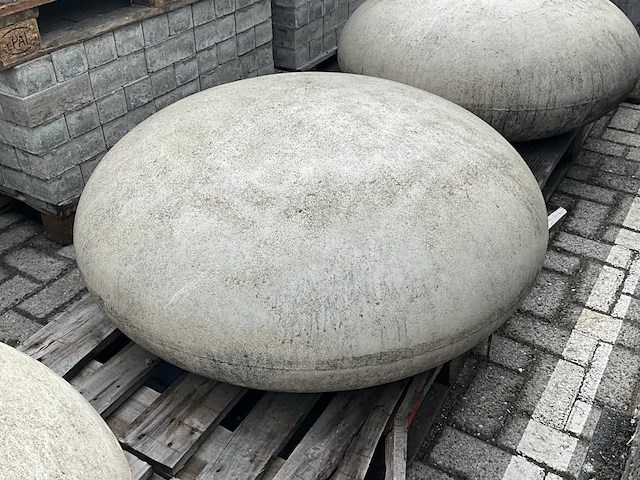 Beton smartie/zitelement (2x) - afbeelding 1 van  2