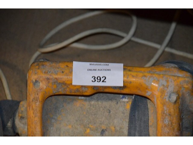 Beton tril naald, accu boorhamer hilti te7a in koffer met lader en accu (defect) - afbeelding 3 van  10