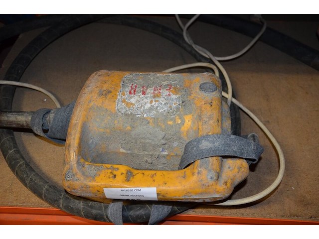 Beton tril naald, accu boorhamer hilti te7a in koffer met lader en accu (defect) - afbeelding 5 van  10