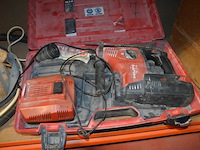 Beton tril naald, accu boorhamer hilti te7a in koffer met lader en accu (defect) - afbeelding 8 van  10