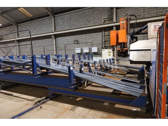 Betonbeton staal sneden en buigen lijn pedax metamatic 28 - afbeelding 32 van  65