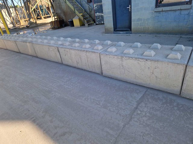 Betonblokken / stapelblokken (310x) - afbeelding 4 van  6