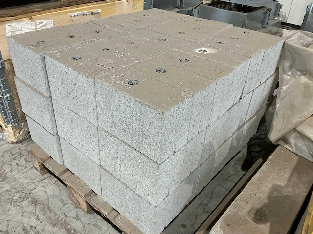 Betonblokken - afbeelding 4 van  4