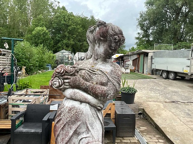 Betonen tuinbeeld - afbeelding 5 van  5