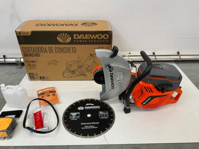 Betonfrees daewoo dacnq740s benzine 3.5kw 2025 nieuw - afbeelding 1 van  1