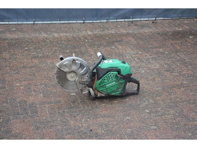 Betonfrees hitachi c75 ii benzine 2014 - afbeelding 1 van  1