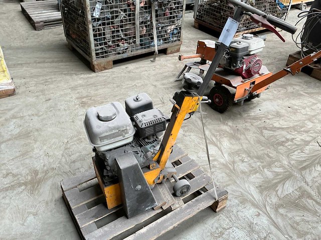 Betonfrees - afbeelding 4 van  6