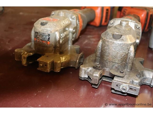 Betonijzerknipmachine tjep rc20a vv oplader - afbeelding 5 van  5