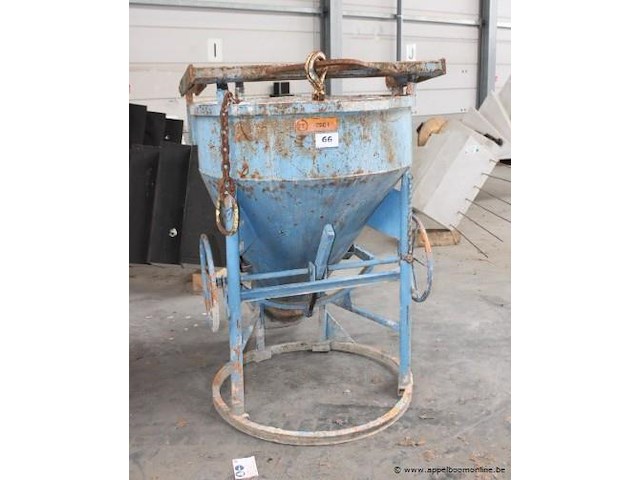 Betonkubel fe, 750 liter - afbeelding 1 van  2