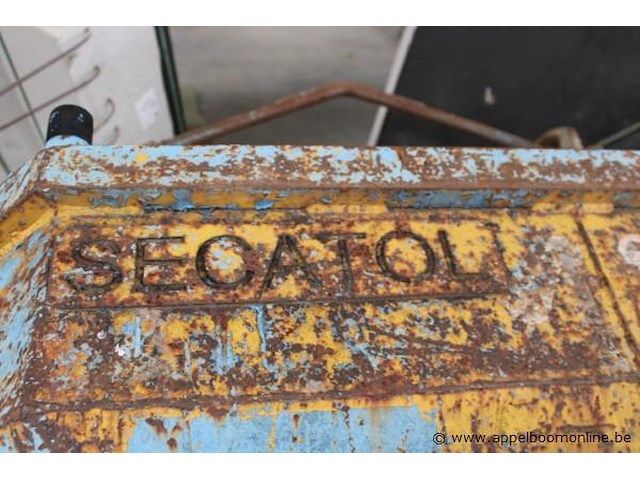 Betonkubel, secatol - afbeelding 2 van  3