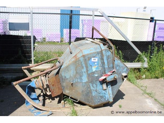 Betonkubel, secatol - afbeelding 1 van  2