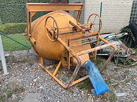 Betonkubel - afbeelding 1 van  2