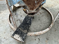 Betonkubel - afbeelding 5 van  13