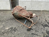 Betonkubel - afbeelding 1 van  8