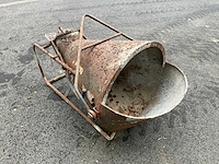 Betonkubel - afbeelding 5 van  8