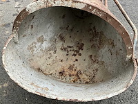 Betonkubel - afbeelding 8 van  8