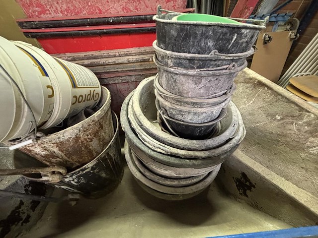 Betonkuipen+kipbak - afbeelding 2 van  6