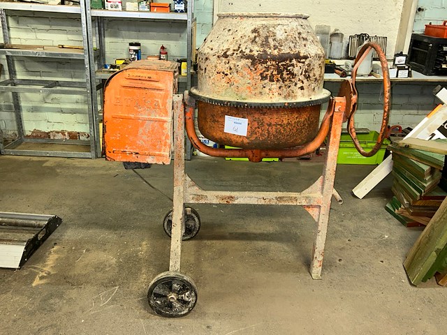 Betonmixer atika - afbeelding 1 van  5
