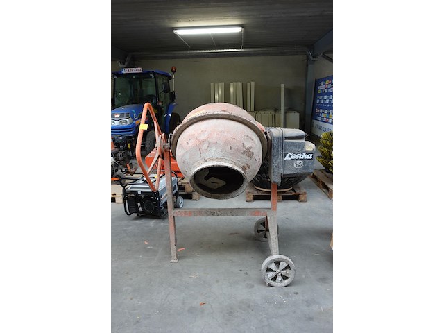 Betonmixer lesaha - afbeelding 1 van  7