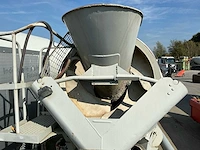 Betonmixer op container - afbeelding 10 van  13