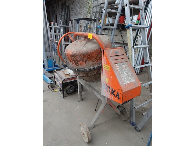 Betonmolen atika - afbeelding 2 van  3