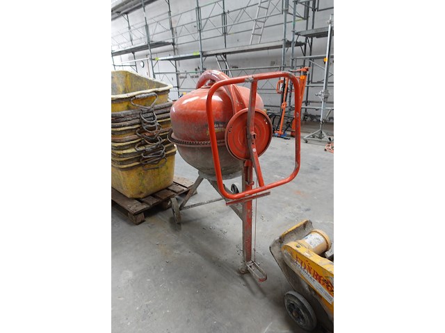 Betonmolen lescha - afbeelding 4 van  4