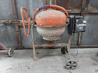 Betonmolen lescha - afbeelding 1 van  5