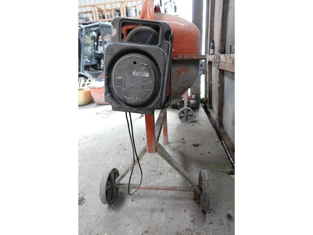 Betonmolen lescha - afbeelding 3 van  5